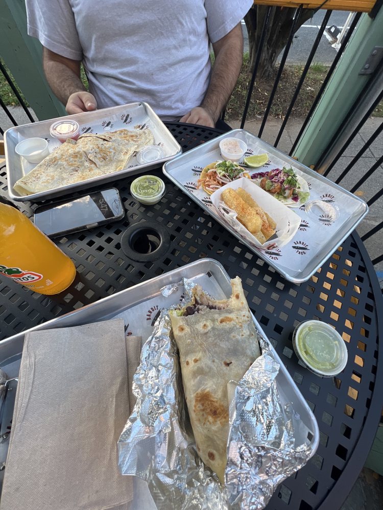 Food from Bandit Taco