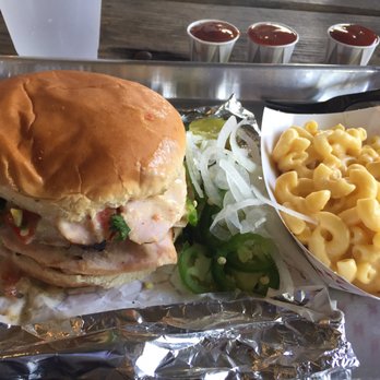 CorkScrew BBQ - Bobert Sandwich with turkey and Mac and Cheese! - Barbeque Near Me - Spring, Texas