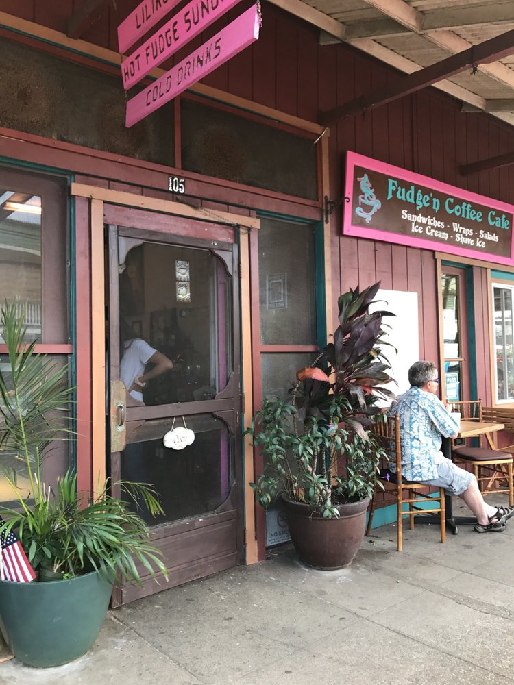 Hamakua Fudge Shop Logo