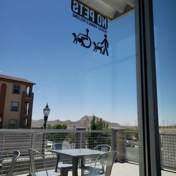Teapioca Lounge - View from the window - Coffee & Tea Near Me - El Paso, Texas