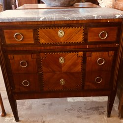 Dop Antiques