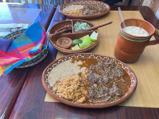CH Y La Birria by null