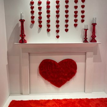 Selfie WRLD Indy - Valentines selfie station - Session Photography Near Me - Indianapolis, Indiana