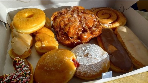 Golden Star Donuts & Bakery