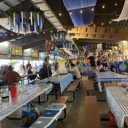 Oktoberfest Milwaukee - Expert level table decor
