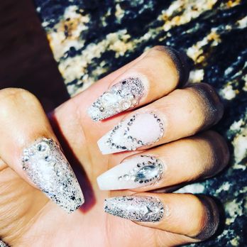 Hot Nails - Nail Salons Near Me - Elk Grove Village, Illinois Hot Nails - Nail Salons Near Me - Elk Grove Village, Illinois
