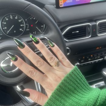 Glamorous Salon - Nail Salons Near Me - Walnut Creek, California