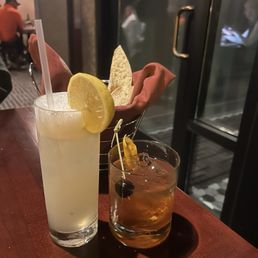 Gin fizz and an old fashioned