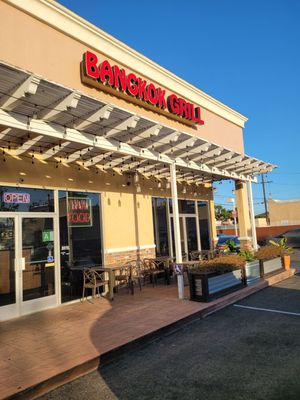 Bangkok Grill by null