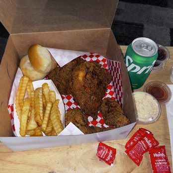 Donahoo's Golden Chicken - 4pc COMBO NOT PLAYIN - Chicken Shop Near Me - Ontario, California