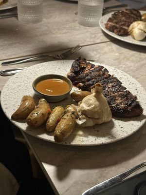 AMAVI Restaurant by null