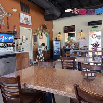 Gabby's Grill & Café - Dining room - Feb 2026 - Mexican Near Me - Lost Hills, California