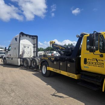 Just Us Towing - Heavy Duty towing near me Orlando - Towing Near Me - Orlando, Florida Just Us Towing - Heavy Duty towing near me Orlando - Towing Near Me - Orlando, Florida