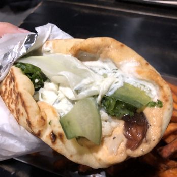 Blackie's - Dahl e llama sandwich - American Near Me - Smithfield, Rhode Island