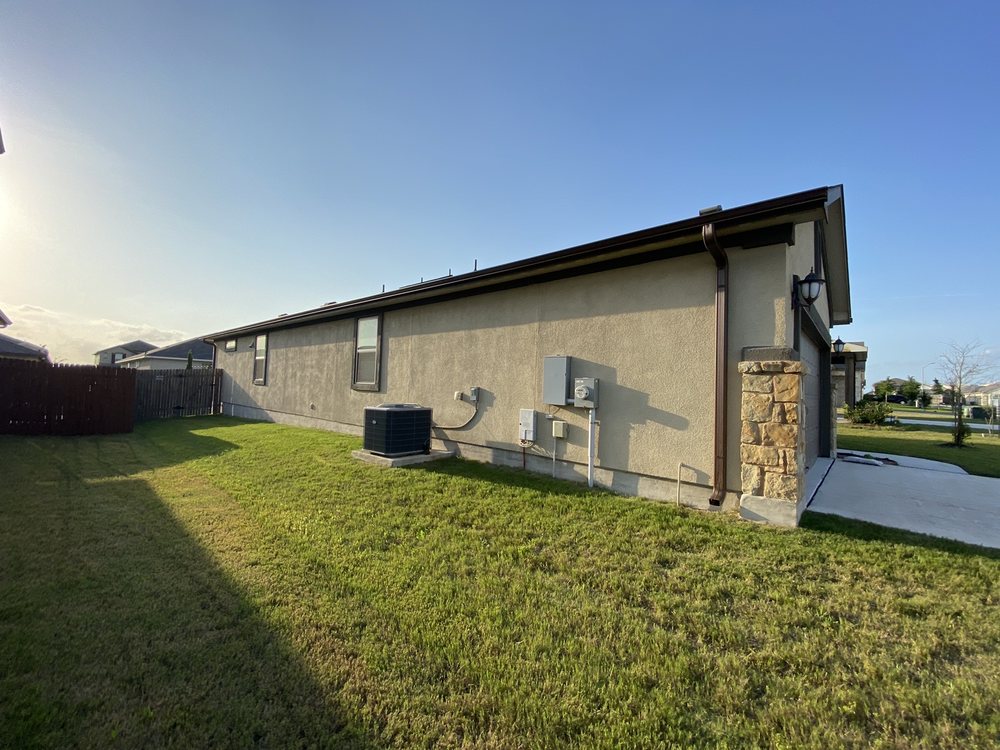 Slide of Murillo Seamless Gutters