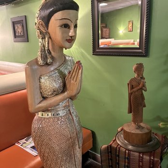 Tara Thai Cafe - Thai Near Me - Redondo Beach, California