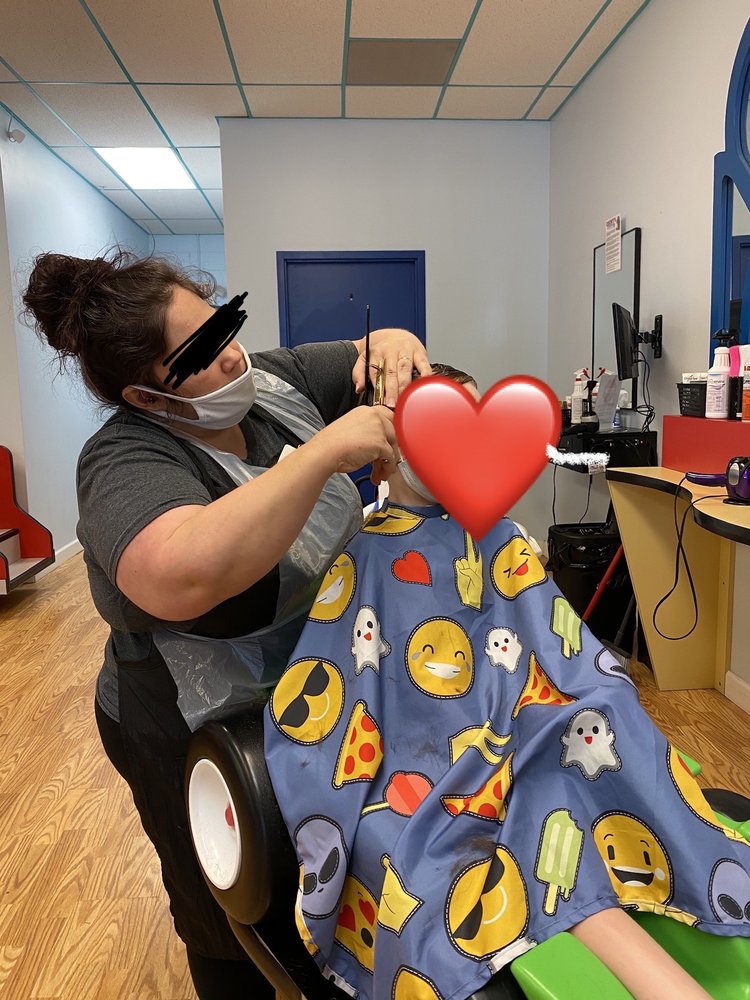 COOKIE CUTTERS HAIRCUTS FOR KIDS Updated June 2024 43 Photos & 29