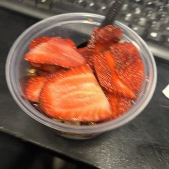 Bearies Acai - Northridge - Juice Bars & Smoothies Near Me - Northridge , California