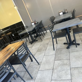 Z Burger - Burgers Near Me - Vienna, Virginia Z Burger - Burgers Near Me - Vienna, Virginia