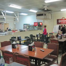 Landreneau's Grocery - Café de Landreneau's features home cooked meals in the Cajun tradition.