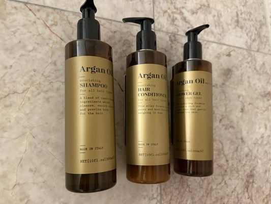 The Black Hawk Hotel by null