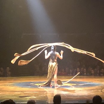 Cirque du Soleil - Amazing balancing act - Performing Arts Near Me - San Francisco, California Cirque du Soleil - Amazing balancing act - Performing Arts Near Me - San Francisco, California