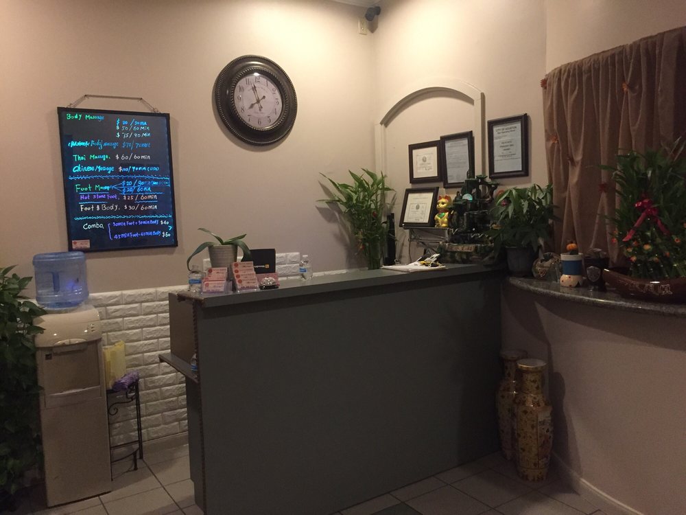 CJ Nature Beauty Foot Massage, Houston Roadtrippers
