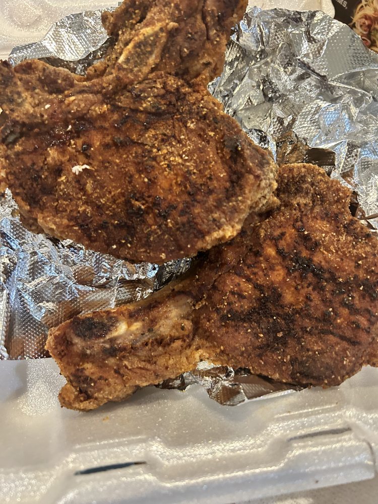 MOTORCITY SOUL FOOD Updated September 2024 24 Photos & 96 Reviews 24790 Greenfield, Oak