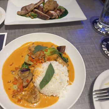 Modern Bar and Restaurant - Vegetable curry and pork chop plate - New American Near Me - Boise, Idaho Modern Bar and Restaurant - Vegetable curry and pork chop plate - New American Near Me - Boise, Idaho