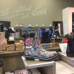 DSW Designer Shoe Warehouse - Shoes