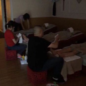 Lucky Foot Spa - Massage staff at work. - Massage Near Me - Bolingbrook, Illinois Lucky Foot Spa - Massage staff at work. - Massage Near Me - Bolingbrook, Illinois