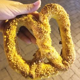 Almond Pretzel- Delicious! 5 stars