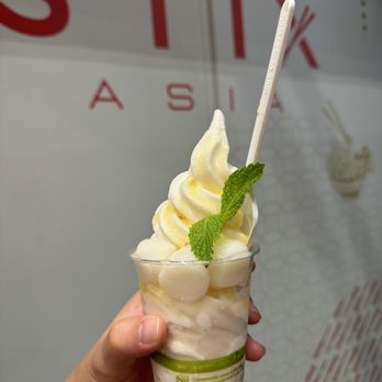 Nana's Green Tea - Yuzu soft serve with shiratama - Coffee & Tea Near Me - Honolulu, Hawaii Nana's Green Tea - Yuzu soft serve with shiratama - Coffee & Tea Near Me - Honolulu, Hawaii