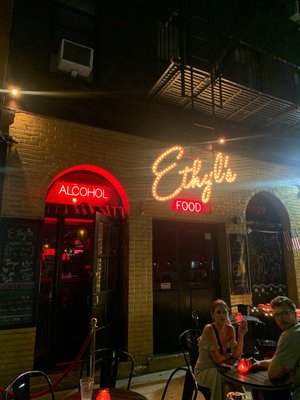 Ethyl's Bar & Restaurant by null