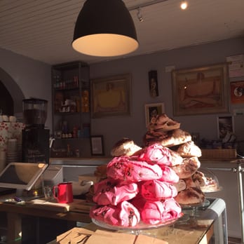 Ernesto's Cafe - Display - Italian Near Me - Rathmines, D Ernesto's Cafe - Display - Italian Near Me - Rathmines, D