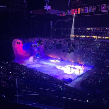 Bridgestone Arena - Show is going on - Stadiums & Arenas Near Me - Nashville, Tennessee