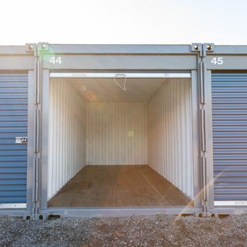De Cann Storage - Self Storage Near Me - Newark, New York