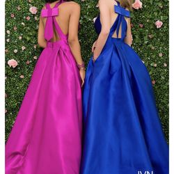 consignment shops that buy prom dresses near me