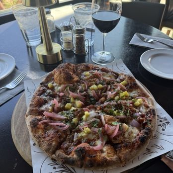 Tendrils Restaurant - BBQ Pizza - New American Near Me - Quincy, Washington