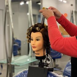Entourage Institute of Beauty and Esthetics