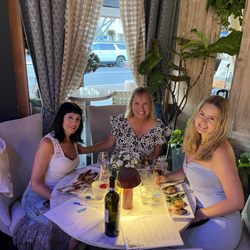 237 Ocean Avenue - Wednesday Wine Dinners