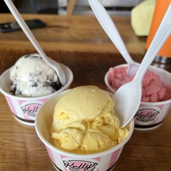 Kelly’s Ice Cream - Single scoop in a cup