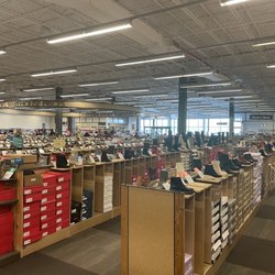 DSW Designer Shoe Warehouse