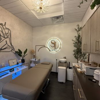 Smooth Theory Orlando - New Year, New Look. - Sugaring Near Me - Orlando, Florida Smooth Theory Orlando - New Year, New Look. - Sugaring Near Me - Orlando, Florida