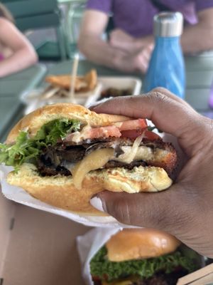Shake Shack Pike 7 by null