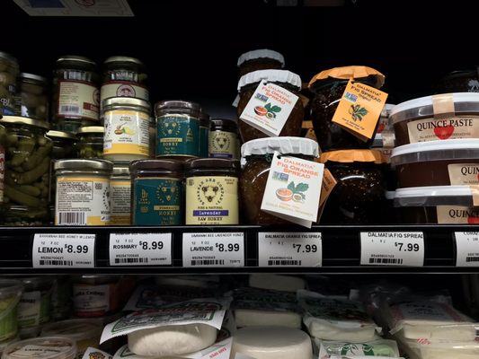 Roberts Market by null