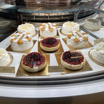 Realmuto - Cake - Bakeries Near Me - New York, New York Realmuto - Cake - Bakeries Near Me - New York, New York