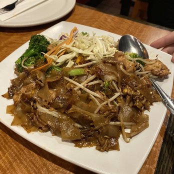 Thai E-San - Pad See Ew - Thai Near Me - Phoenix, Arizona