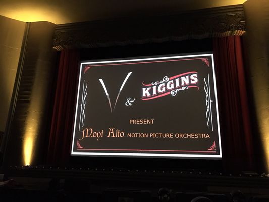Kiggins Theatre by null