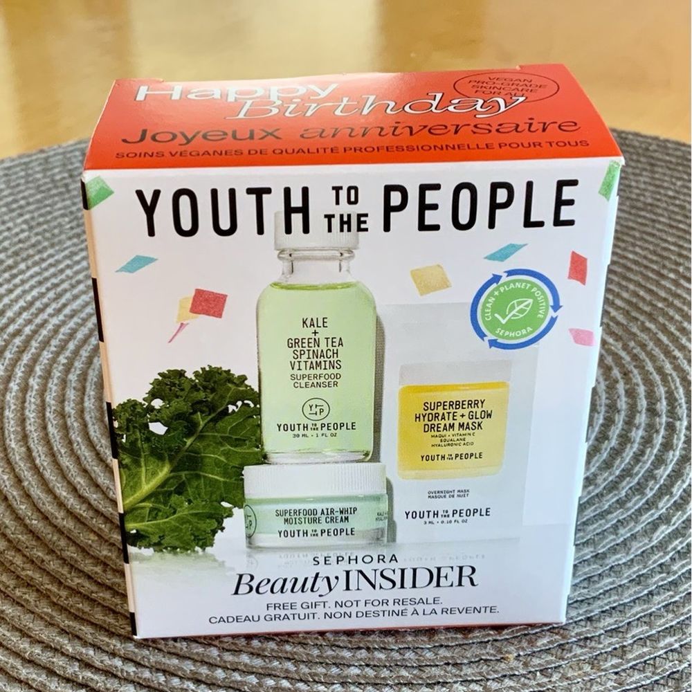 Sephora at Kohl’s - Birthday sampler pack that I chose this year. - Cosmetics & Beauty Supply Near Me - Saint Louis, Missouri Sephora at Kohl’s - Birthday sampler pack that I chose this year. - Cosmetics & Beauty Supply Near Me - Saint Louis, Missouri